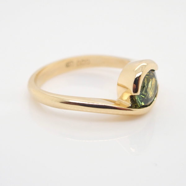 Yellow Gold Green Yellow Australian Sapphire Ring