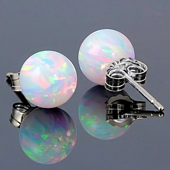The Never-ending Battle - Natural Opal vs Synthetic | Opals Down Under