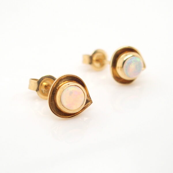 Blue Green Pink Yellow Gold Solid Australian Crystal Opal Stud Earrings