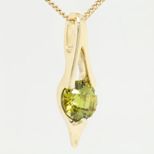 Yellow Green Yellow Gold Australian Sapphire Necklace Pendant