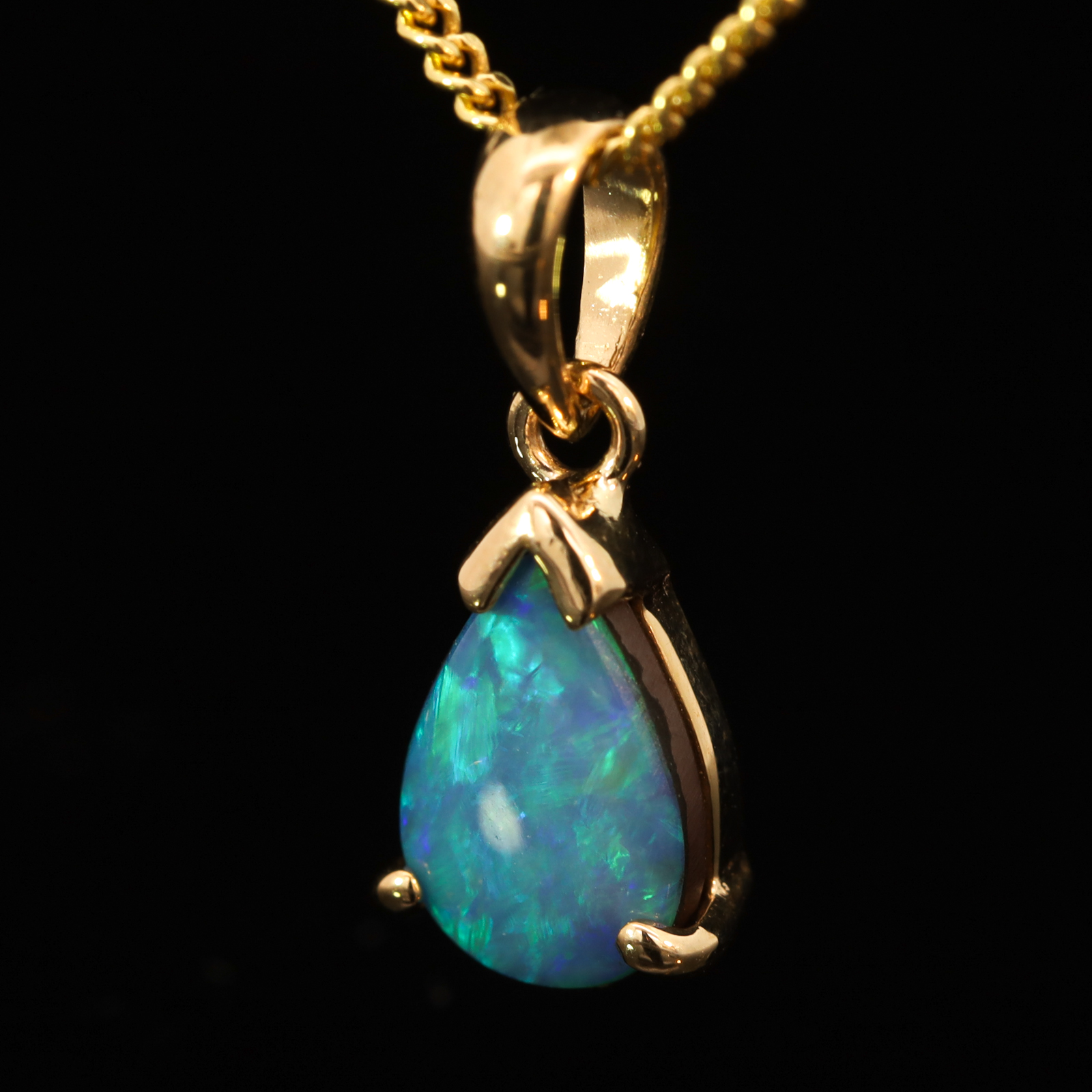 Yellow Gold Blue Green Doublet Opal Pendant