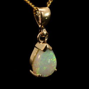 Yellow Gold Green Yellow Orange Crystal Opal Pendant