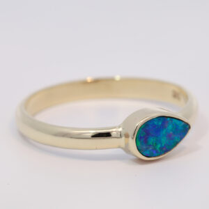 Yellow Gold Blue Green Boulder Opal Ring
