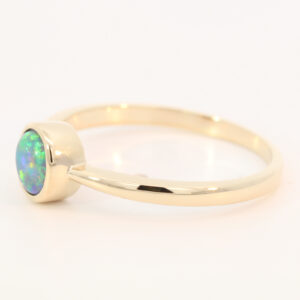 Yellow Gold Blue Green Yellow Orange Crystal Opal Ring