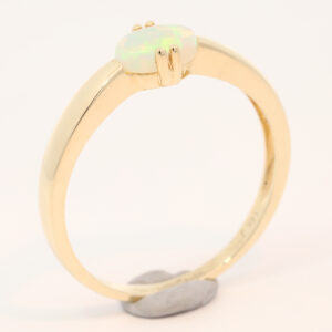 Yellow Gold Green Yellow Orange Crystal Opal Ring