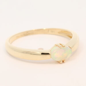 Yellow Gold Green Yellow Orange Crystal Opal Ring