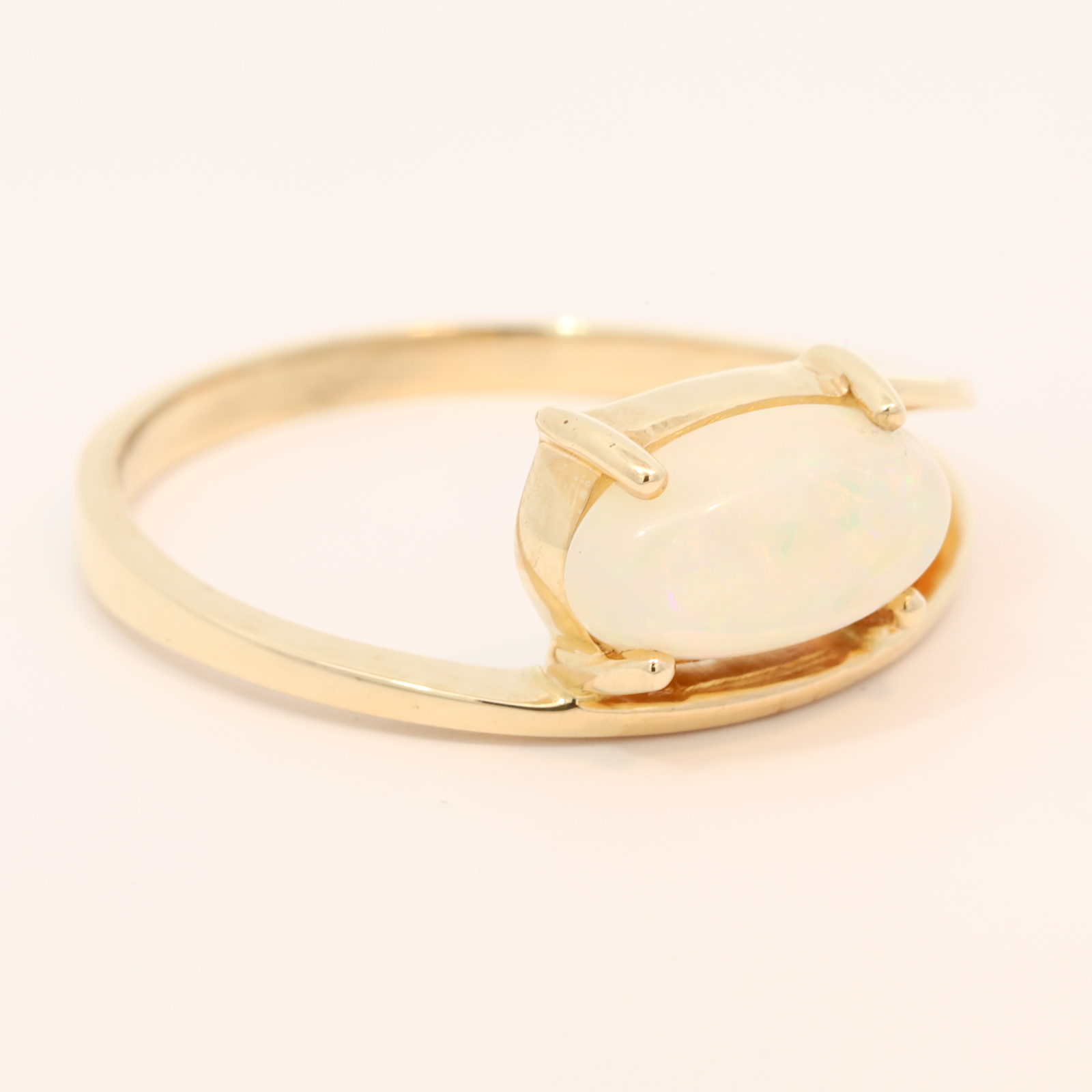 Yellow Gold Blue Green yellow Orange Pink Crystal Opal Ring