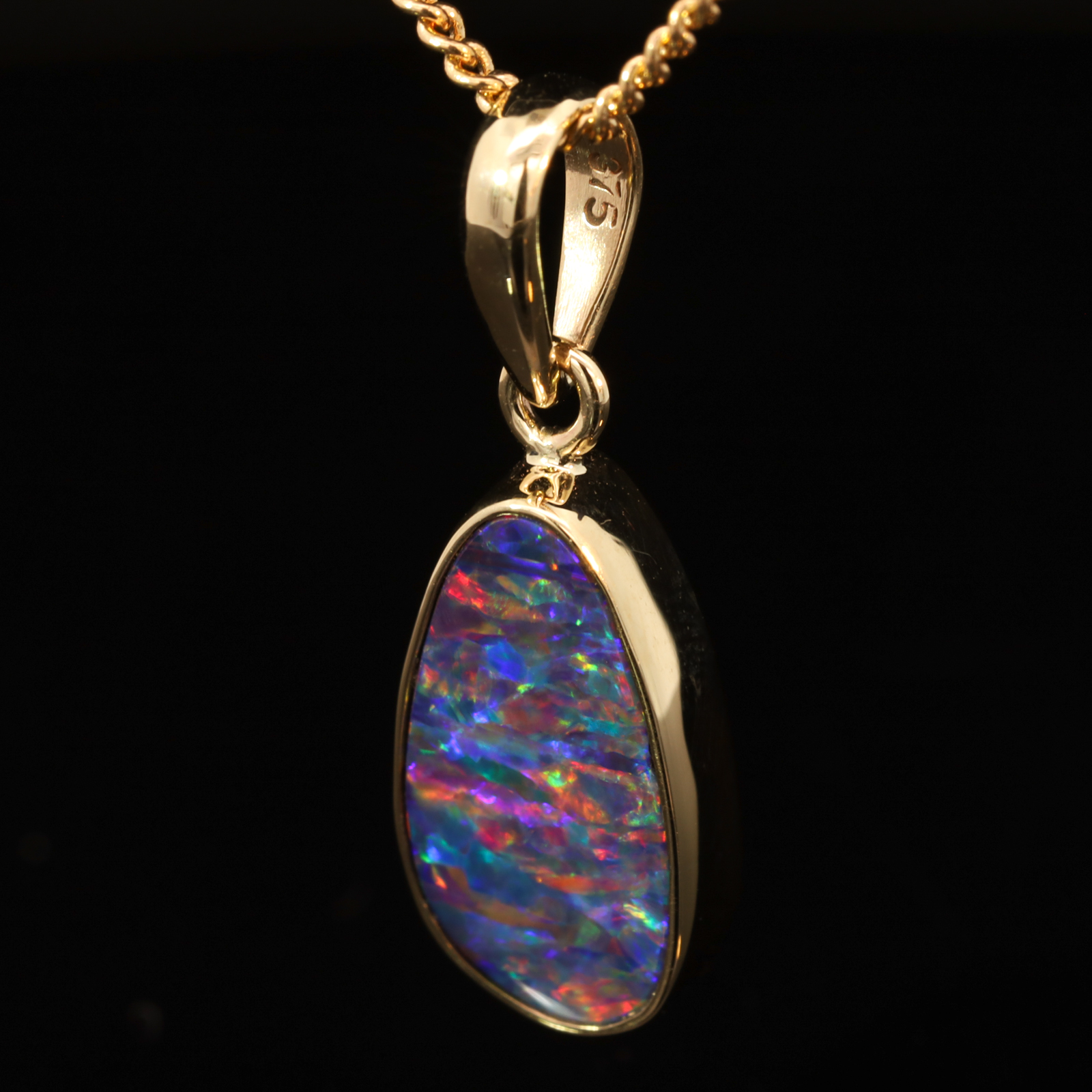 Yellow Gold Blue Green Yellow Orange Red Doublet Opal Pendant